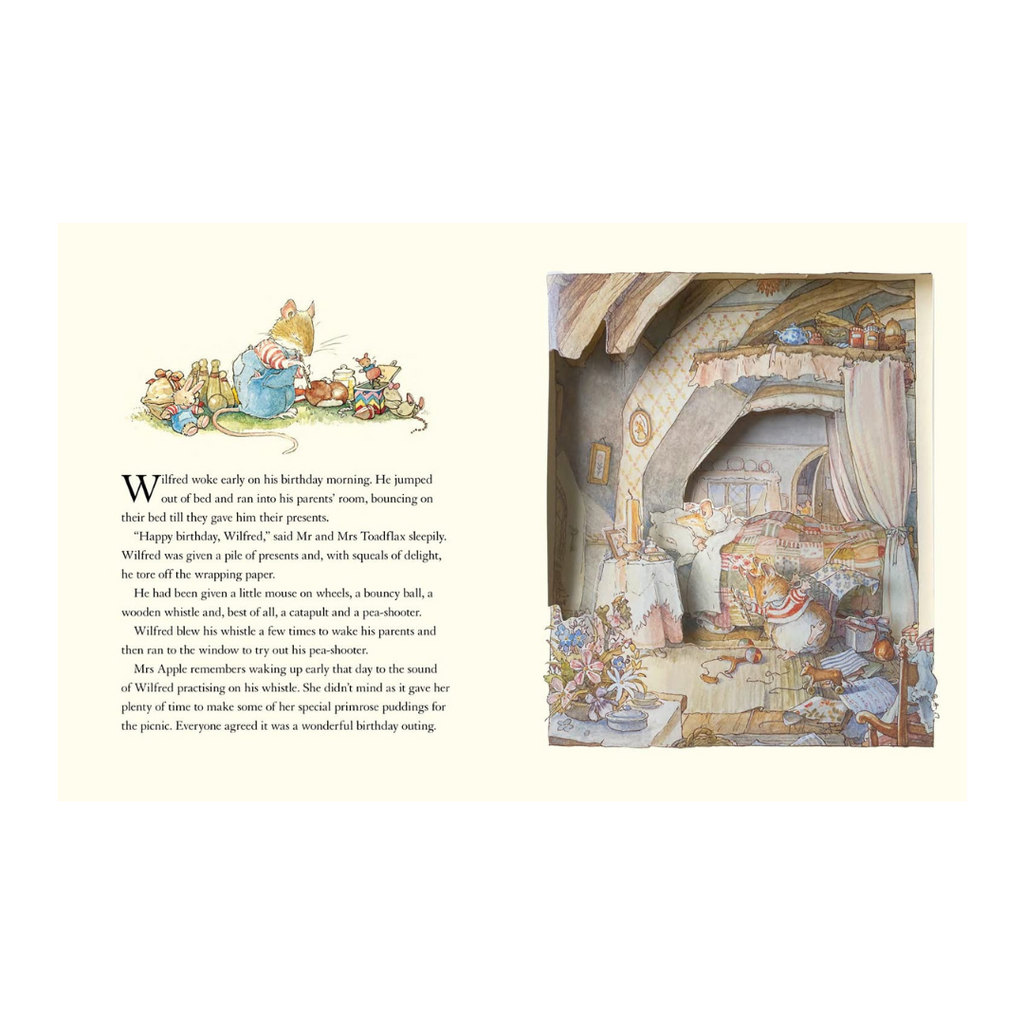 The Brambly Hedge Pop-Up Book