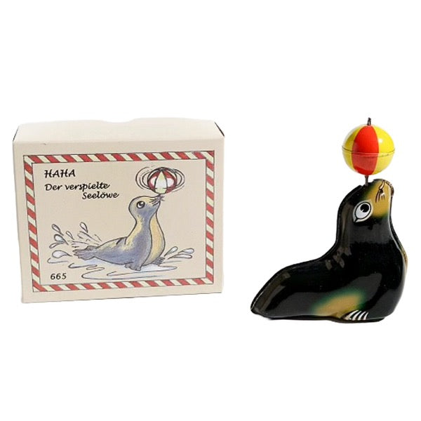 Retro Sea Lion Wind Up Toy