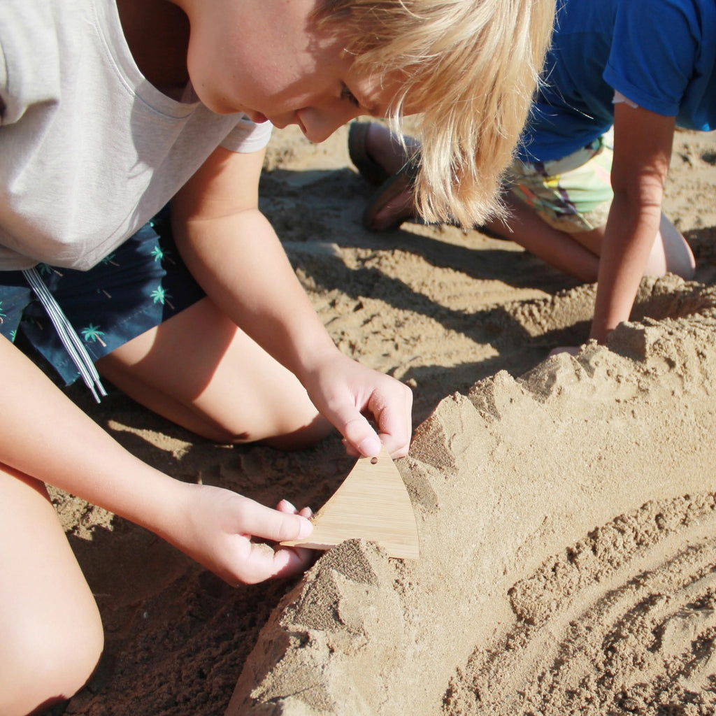 Kikkerland Huckleberry Sand Tools