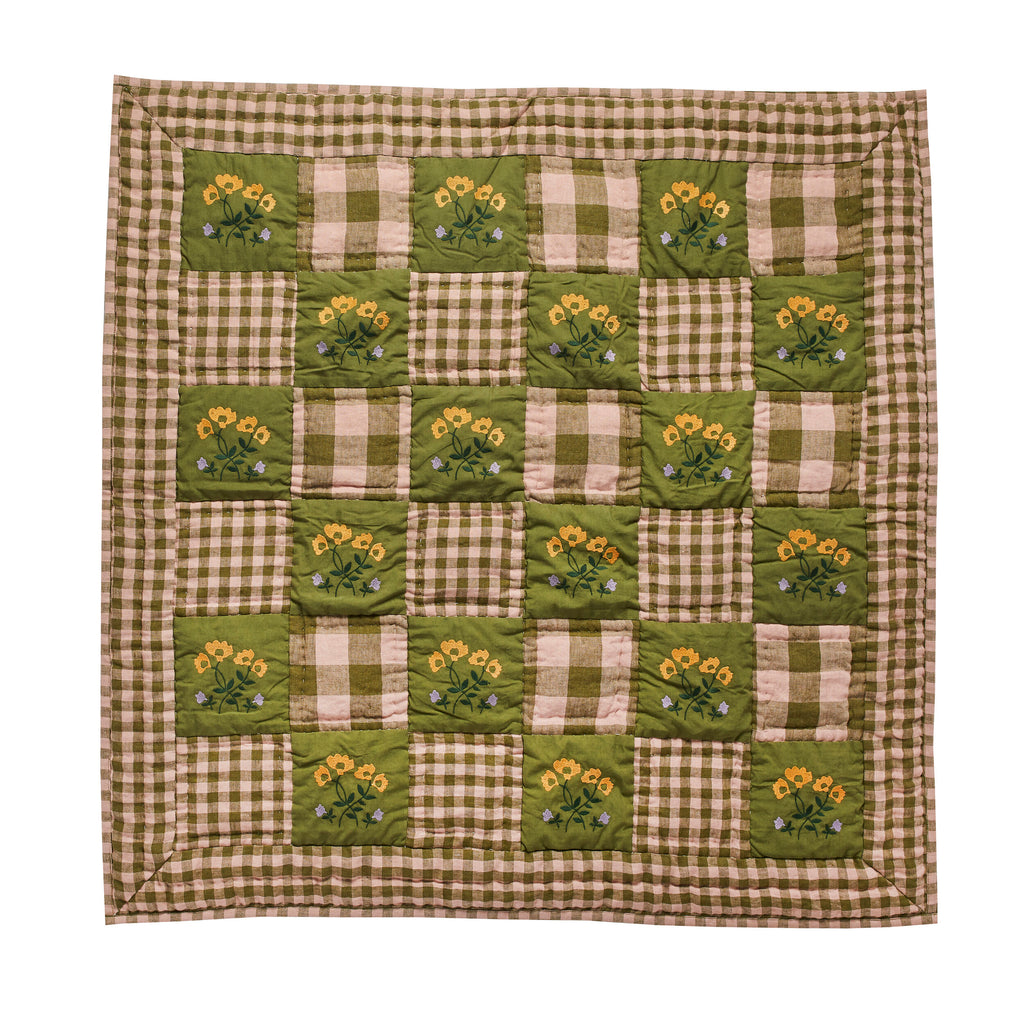 Projecktityyny Embroidered Baby Quilt · Olive